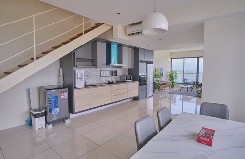Downtown George Town Apartamento | Family Suite Sunrise Gurney Penang