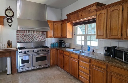 Paget Casa | Family Thanksgiving 2025 Bermuda! Private Luxury Villa 3 Bedrooms Pool Beach