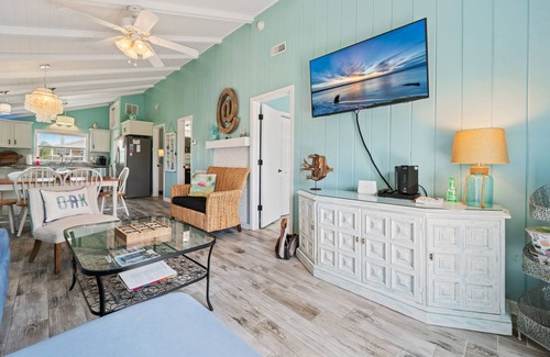 Long Beach Cabaña | ¡¡¡Tiempo familiar!!! 2ª calle de la playa Inicio - Recientemente renovado y tan lindo - capacidad para 6