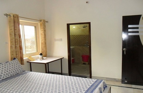 Durgapura Casa | Habitación familiar con camas gemelas cerca del jardín Jawahar Circle