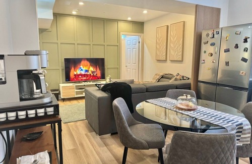 Halton Regional Municipality Apartamento | Family two-bedroom legal basement in Milton