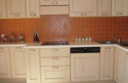 La Turbie Apartamento | Family Villa Apt with Pool & Kids’ Garden