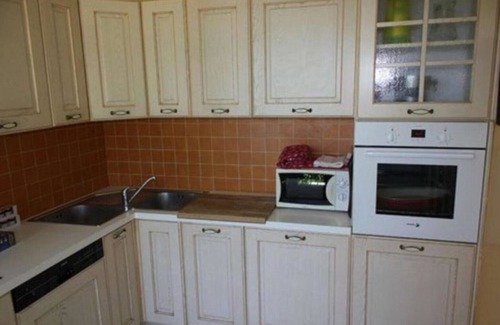 La Turbie Apartamento | Family Villa Apt with Pool & Kids’ Garden