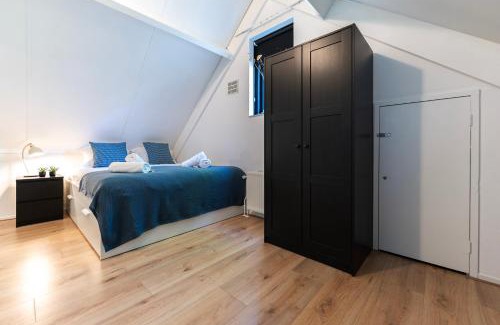 Ewijk Villa | Family Villa With Garden & Lake Access