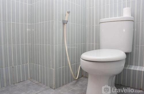 Depok Apartamento | Fancy and Nice Studio at Cinere Resort Apartment By Travelio
