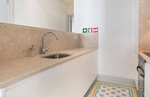 Se Apartamento | Fancy Downtown Lisbon Apartment by LovelyStay
