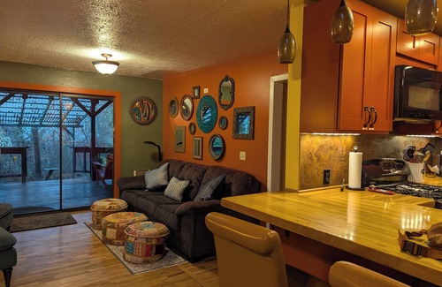 Roseburg Casa | Fantastic 3-bedroom house with AC in Roseburg