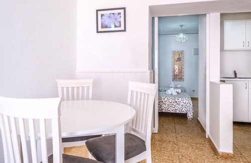 Es Canar Apartamento | Fantástico apartamento junto al mar, con piscina y terraza