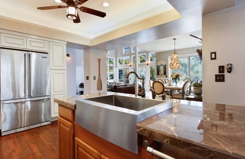 Vanderhorst Plantation Casa | PRECIO DEL SUEÑO DE UNA NOCHE DE VERANO - $ 205 POR NOCHE HASTA HALLOWEEN