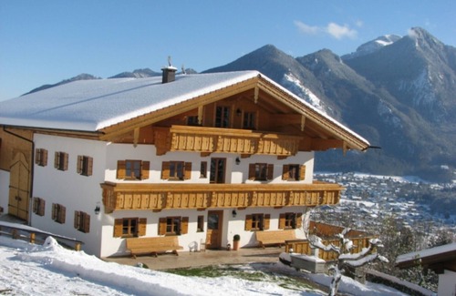 Grassau Apartamento | "Fantástico panorama de montaña *****" 82 m2, apartamento de 5 estrellas con bañera de hidromasaje y terraza sureste