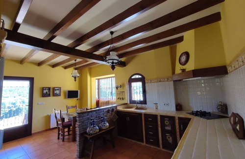 Ronda Villa | Fantástica villa en Ronda con piscina privada y barbacoa.