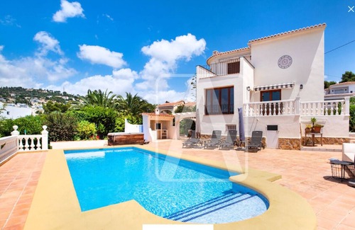 Urbanitzacio la Fustera Casa | Fantastic villa with sea views, lots of peace and quiet, large pool, close to the beach