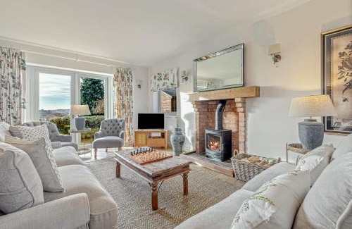 East Haddon Casa | Far Heath House with Hot Tub