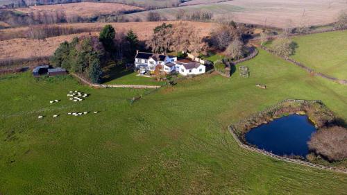 East Haddon Casa | Far Heath House with Hot Tub