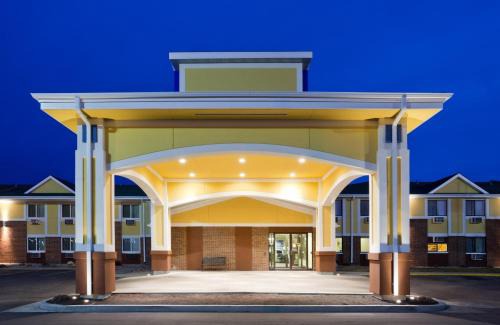 Fargo Hotel | Fargo Inn and Suites