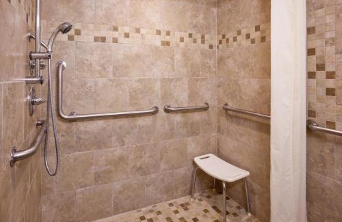 Fargo Hotel | Fargo Inn and Suites