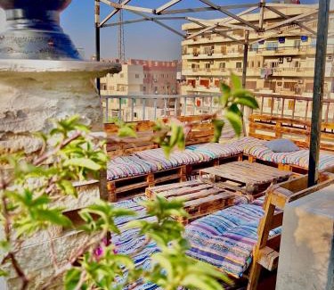 Giza Hotel | Farisha pyramids view