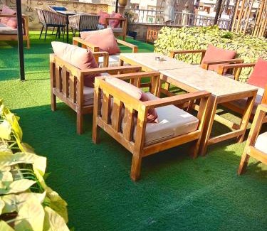 Giza Hotel | Farisha pyramids view