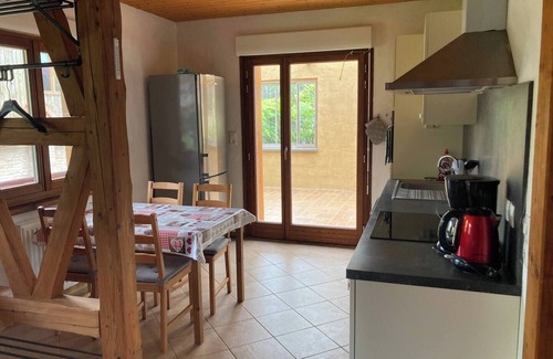 Dahlenheim Apartamento | Alojamiento Casa Rural, zona muy tranquila, ideal para familias.