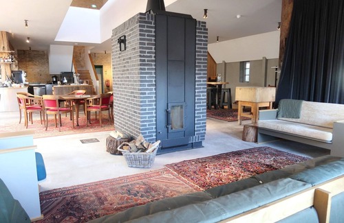 Woudsend Casa | Granja en Woudsend, Frisia, con bar y embarcadero