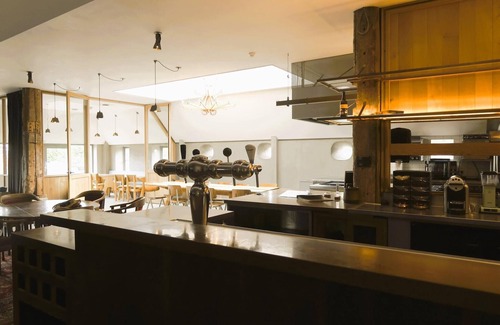 Woudsend Casa | Granja en Woudsend, Frisia, con bar y embarcadero