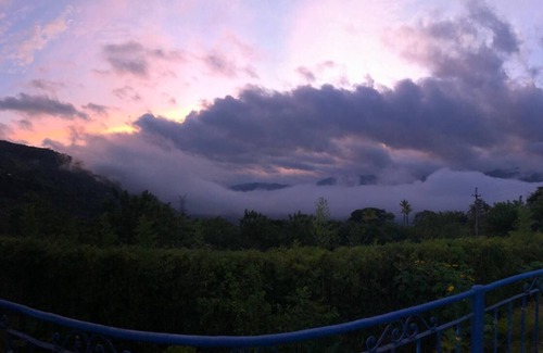 Barbosa Casa | Finca cerca de Medellín con vista a las montañas