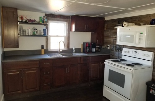 Brownsville Casa | Farm Stay!