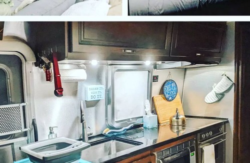 Hollister Casa | Farm Stay🐮 🐥 🐐 🥚