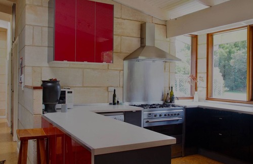 Waratah Bay Casa | Farmhouse At The Gap