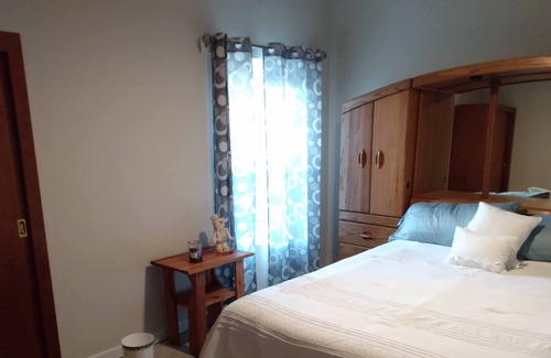 Broadway Otro | Farmhouse Guest Room at Traveler's Meadow, private bath