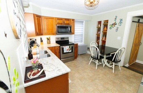 Port Clinton Apartamento | farmhouse/hot tub by Camp Perry