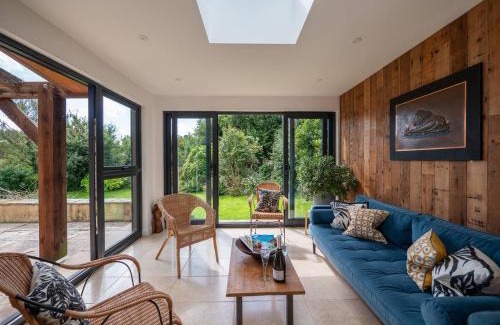 Totnes Casa | Farmhouse With Garden & Countryside Views