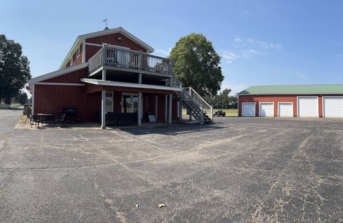 Mercer Otro | Farming resort; rustic meets luxury