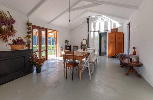 Theewaterskloof Casa | Farmstay at the Goat Shed Cottage, Spinlea Farm