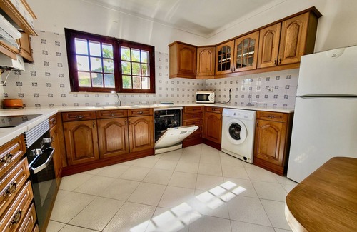 Gambelas Villa | FARO TERRACE VILLA by HOMING