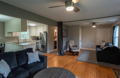 Stanardsville Otro | Fauna Haven: Farm-Estate and Animal Sanctuary