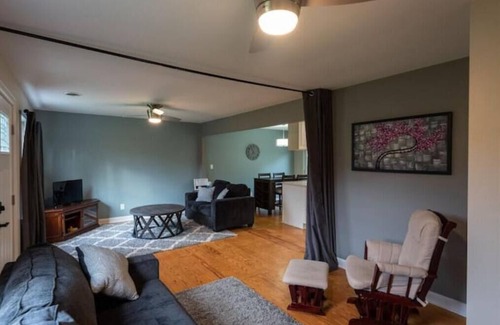 Stanardsville Otro | Fauna Haven: Farm-Estate and Animal Sanctuary