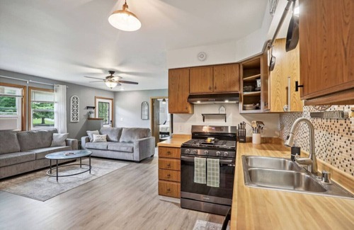 Wisconsin Dells Casa | Fawn Lake Cottage for Families Looking for Privacy