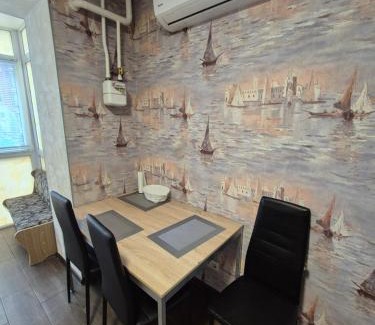 Irpin Apartamento | Feel at Home Irpin Stay