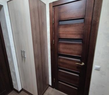 Irpin Apartamento | Feel at Home Irpin Stay