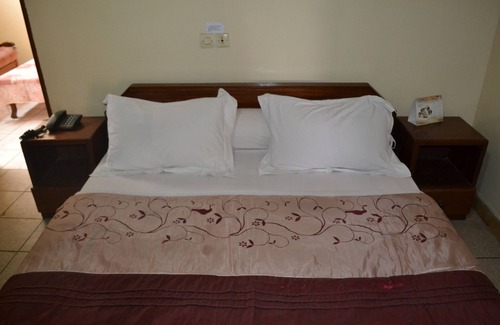Yaounde Hotel | Felydac Hotel