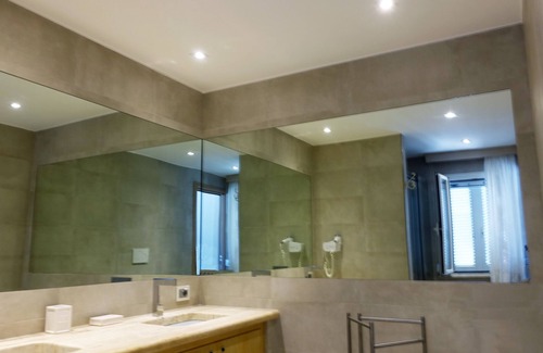 San Felice Circeo Hotel | Female Resort