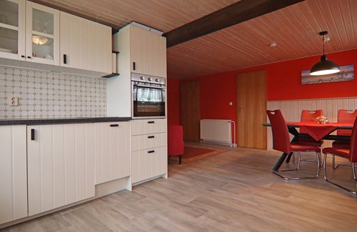 Alt Bukow Apartamento | Ferien unterm Reetdach bis zu 6 Personen