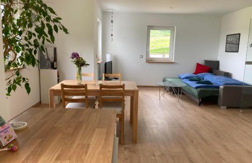 Kleinsassen Apartamento | Ferienapartment An der Milseburg