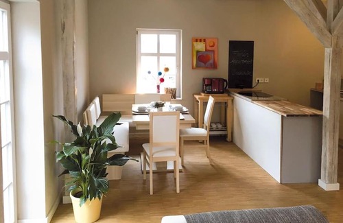 Bischleben Apartamento | Ferienappartement Bachstelze