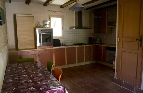 Thonac Villa | Ferienhaus 2 Zimmer 2/4 Personen + TV
