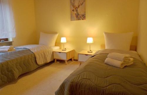 Niedershausen Casa | Ferienhaus am Knoten T12 Küche, Grill, Terrasse, Haustier Willkommen ww-knoten Reihenhaus