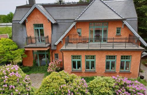 Graal Mueritz Casa | Ferienhaus am Wasserturm für 6 Erwachsene und 9 Kinder