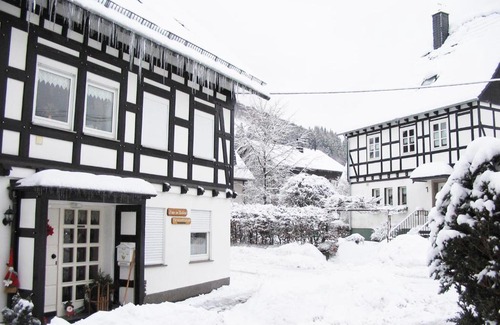 Olsberg Apartamento | Ferienhaus Haus am Medebach