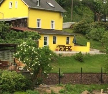 Bad Elster Casa | Ferienhaus in Bad Elster mit Kleinem Kamin